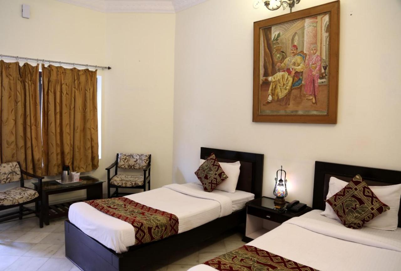 Hotel Karan Villas Kota  Εξωτερικό φωτογραφία