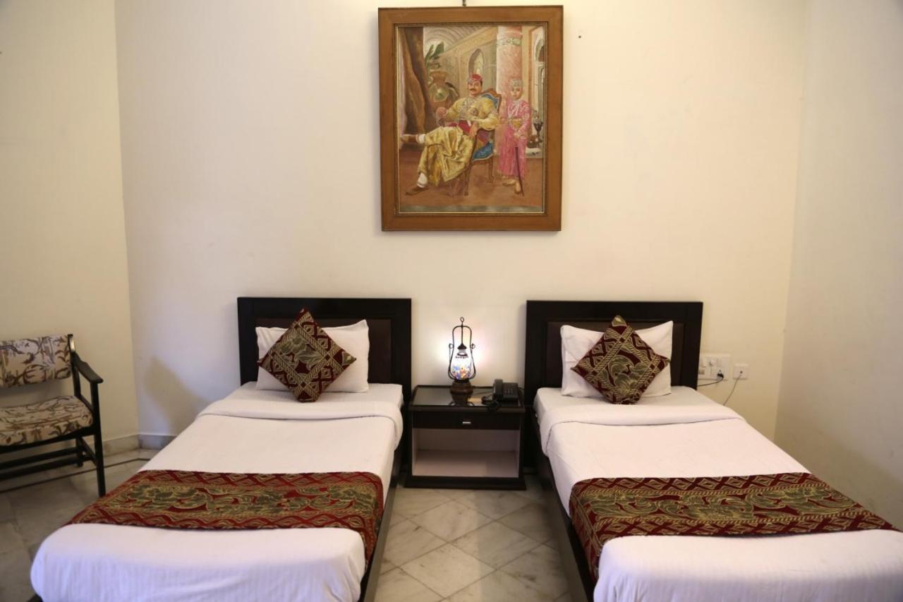 Hotel Karan Villas Kota  Εξωτερικό φωτογραφία